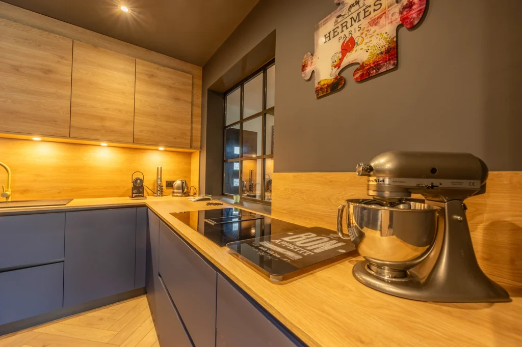 Agencement cuisine : optimiser l’espace avec Hadecoville